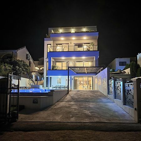 Villa Palace Al Nera Trogir Bagian luar foto
