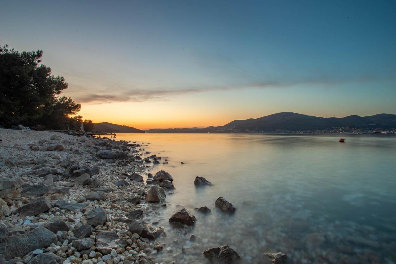 Villa Palace Al Nera Trogir Bagian luar foto