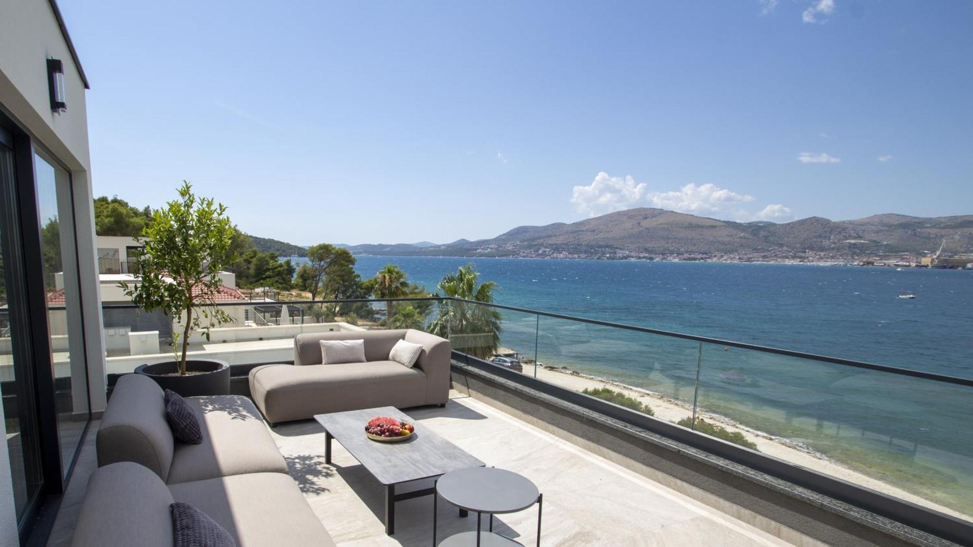 Villa Palace Al Nera Trogir Bagian luar foto