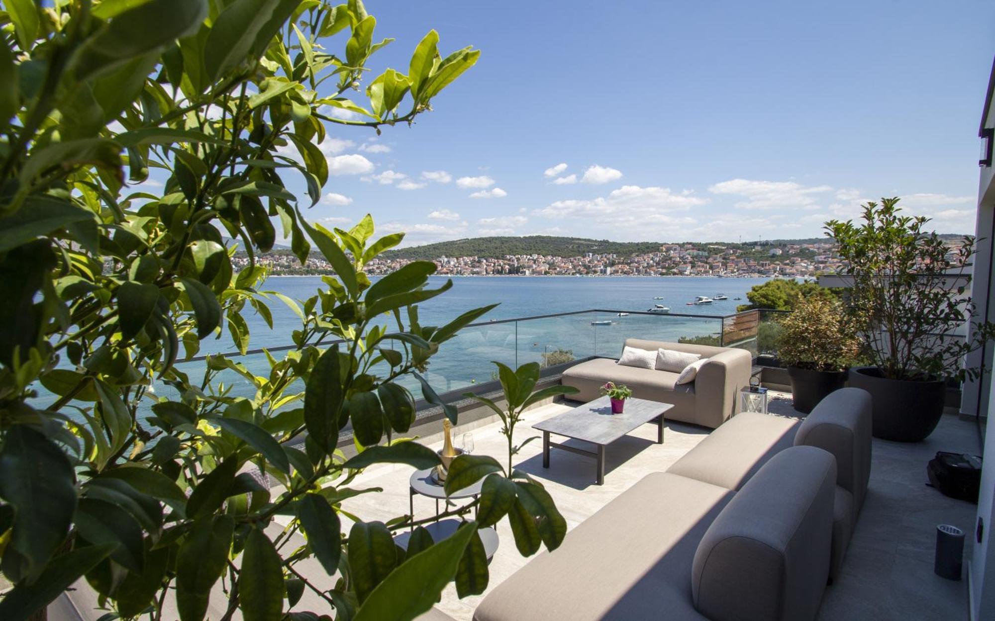 Villa Palace Al Nera Trogir Bagian luar foto